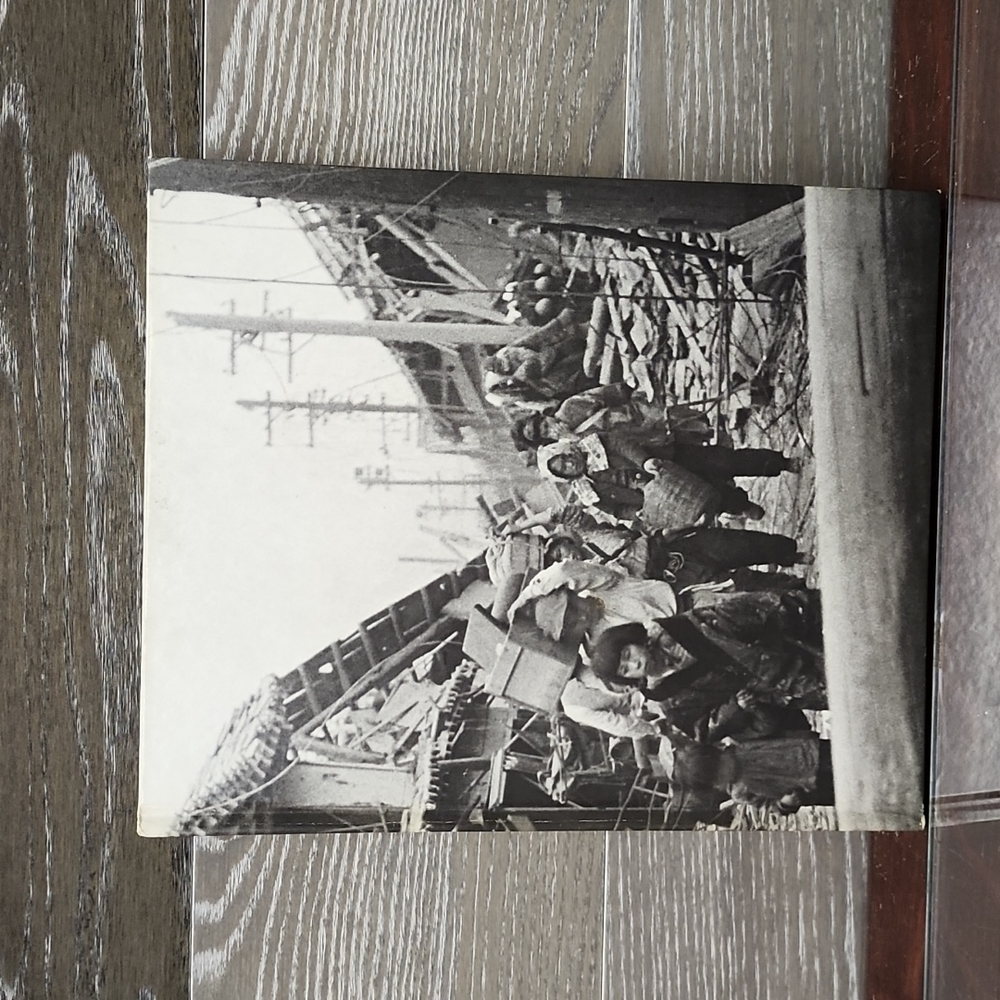 World war 2 Japan at war black and white photos book